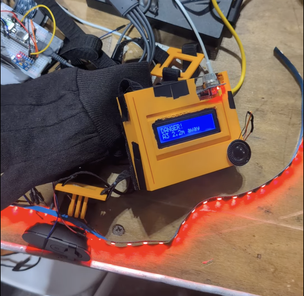 AstroLynx: Wearable Device for Space preview